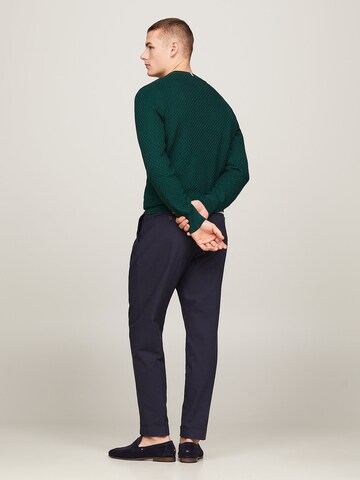 TOMMY HILFIGER Sweater in Green