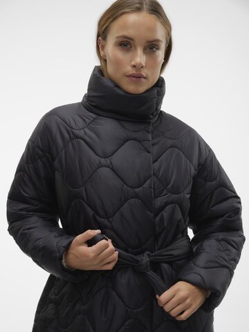 VERO MODA Mantel 'Astoria' in Schwarz
