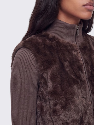 studioselect Strickjacke 'Maira' in Braun