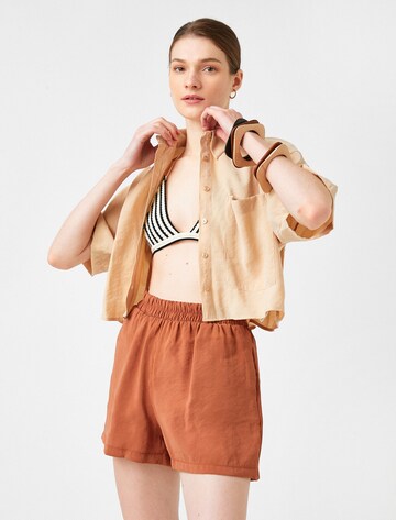 Koton Regular Pants in Brown: front