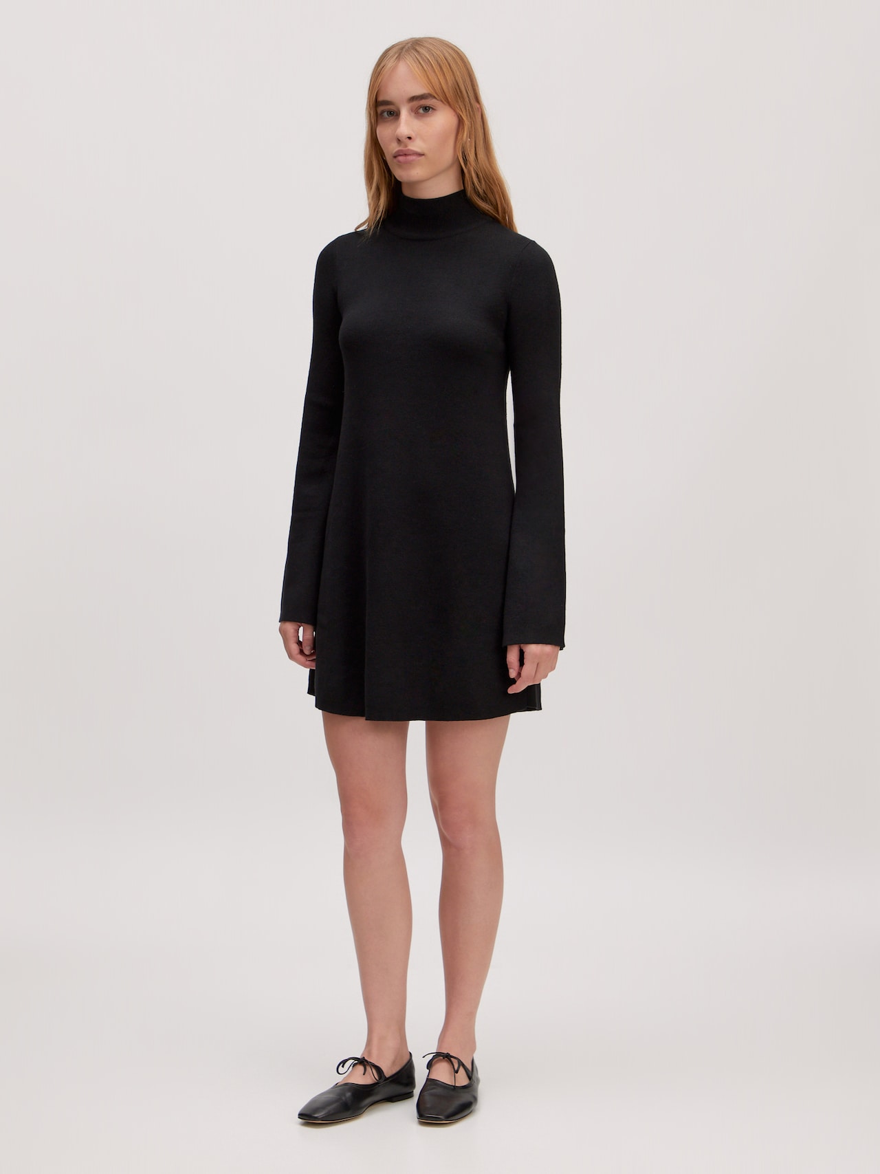 EDITED Gebreide jurk 'Dunia' Zwart