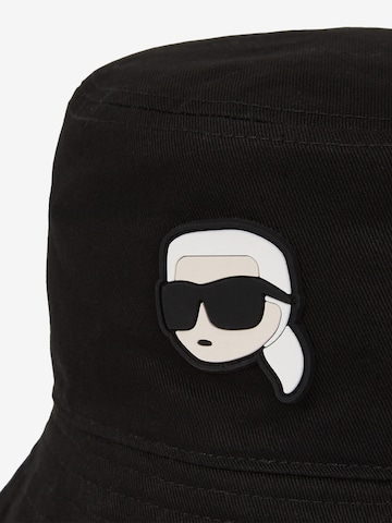 Karl Lagerfeld Hattu 'Ikonik 2.0' värissä musta