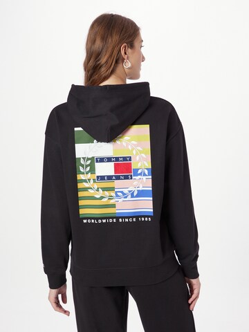 Tommy Jeans Sweatshirt 'LUXE 1' in Schwarz