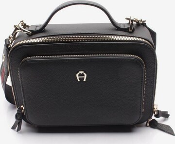 AIGNER Schultertasche / Umhängetasche One Size in Schwarz: predná strana