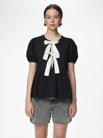 Chemisier 'GOLLY' PIECES en noir : devant