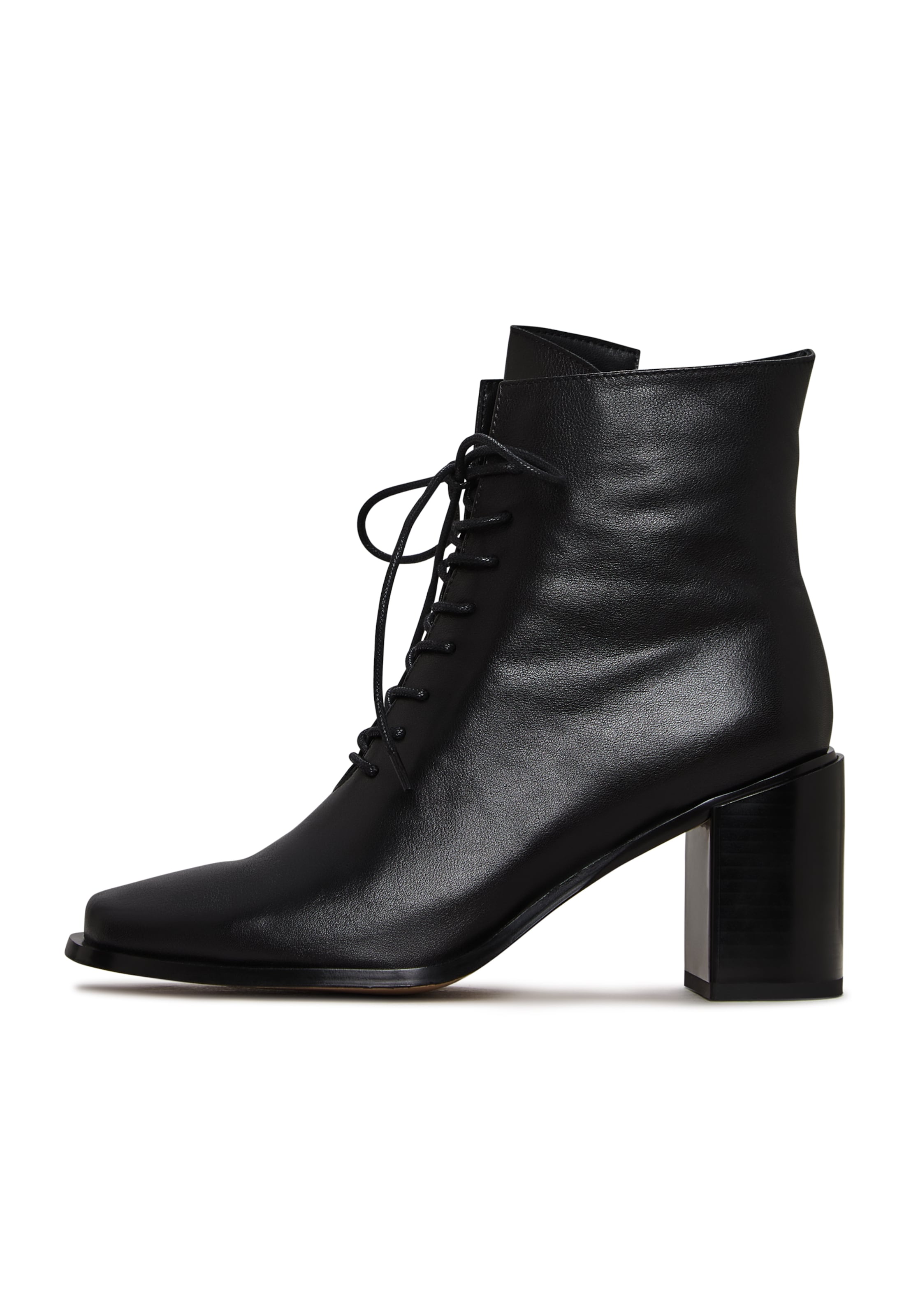 CESARE GASPARI Stiefelette in Schwarz: Vorderseite