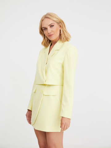 ABOUT YOU x Iconic by Tatiana Kucharova Blazer 'Carola' in Yellow: front