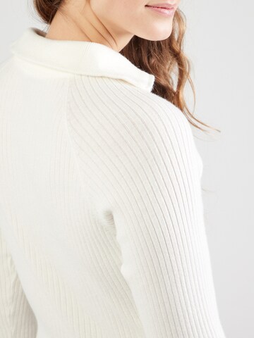 QS Sweater in Beige