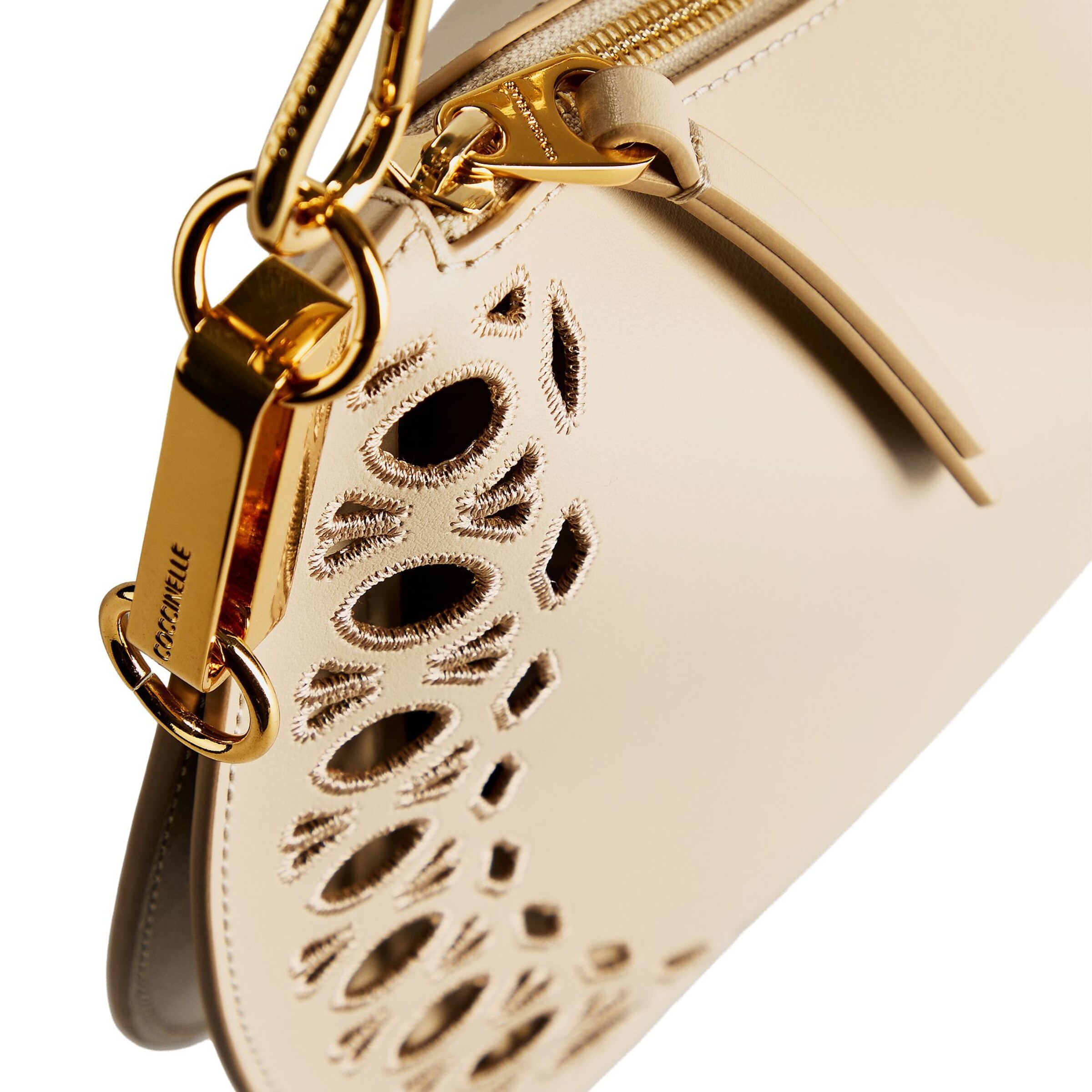 Coccinelle Schoudertas 'Sunup' in Beige