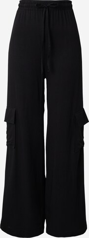 Nasty Gal Regular Cargo trousers in Black: front