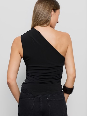 RÆRE by Lorena Rae - Top 'Vianne' en negro