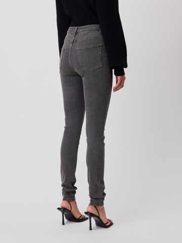 Skinny Jeans 'Alva Tall' di LeGer by Lena Gercke in grigio