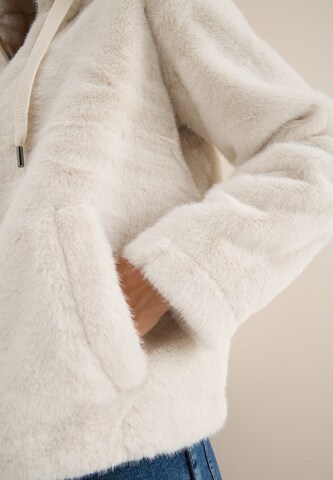 CECIL Between-Season Jacket in White