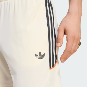 Regular Pantalon 'Teamgeist 26' ADIDAS ORIGINALS en blanc