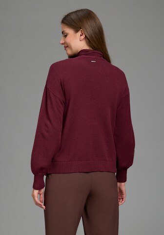 LAURA SCOTT Knit Cardigan in Red