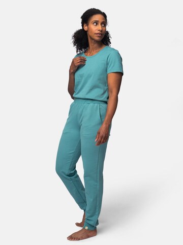 greenjama Tapered Pants in Green: front