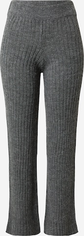 Dorothy Perkins Bootcut Broek in Grijs: voorkant