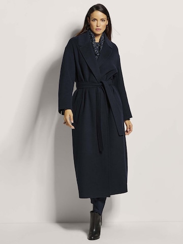 MADELEINE Tussenmantel in Blauw: voorkant