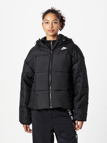 Nike Sportswear Jacke 'Essentials' in Schwarz: predná strana