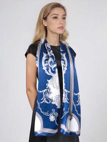 MayTree Wrap in Blue: front