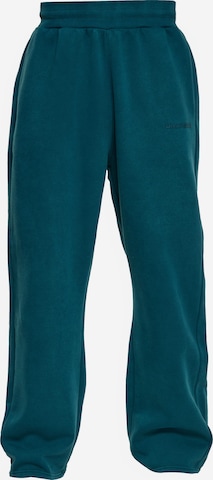 Dropsize Trousers in Green: front