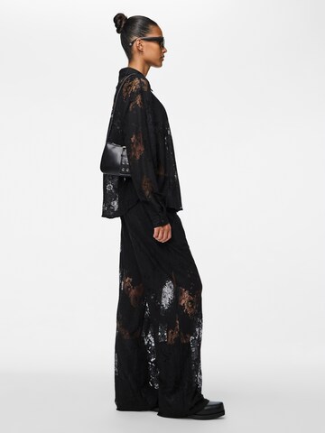PIECES Loosefit Hose 'PCNORINNE' in Schwarz