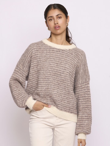 Lilavie Strickpullover ' Aleaa ' in Beige: Vorderseite