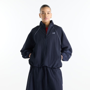 Giacca sportiva 'Sport Legacy Jacket' di new balance in blu: frontale
