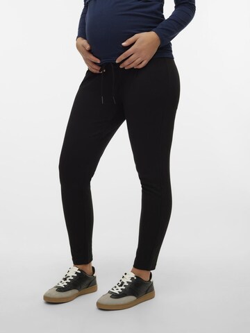 Vero Moda Maternity Slim fit Pleat-front trousers 'VMMEva' in Black: front