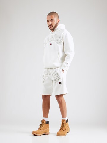 Champion Authentic Athletic Apparel Loosefit Shorts in Weiß