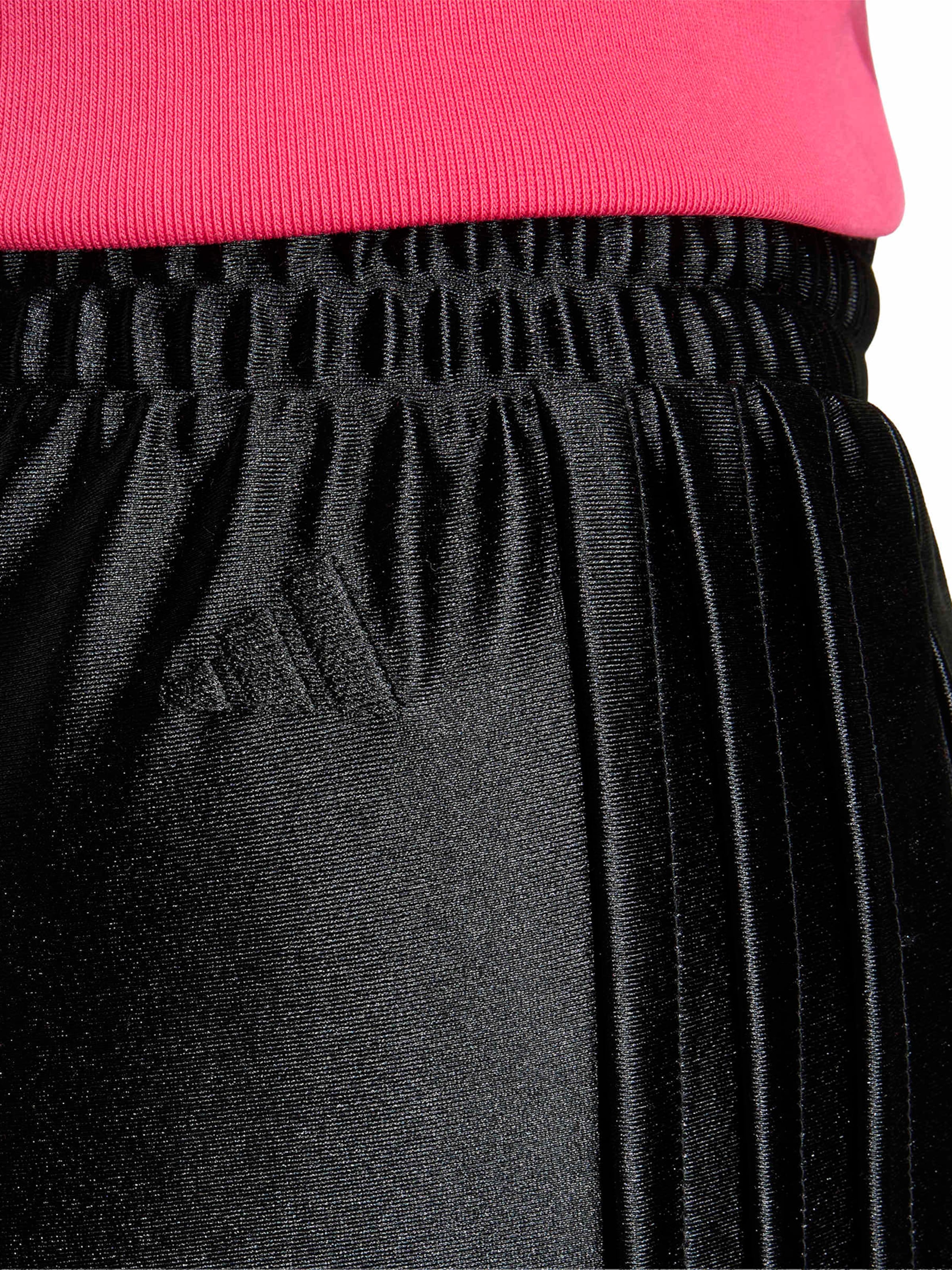 Loosefit Pantaloni sportivi di ADIDAS SPORTSWEAR in nero