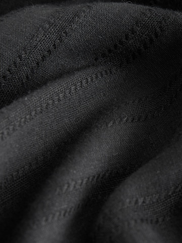 juoda Next Marškinėliai