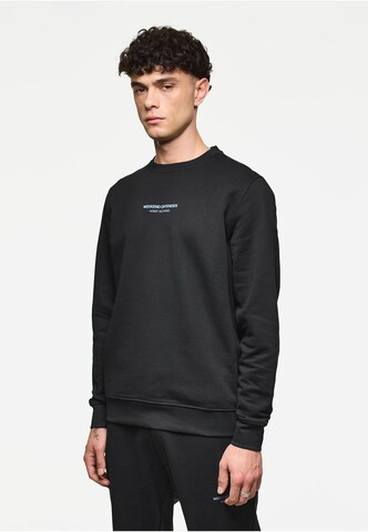 Weekend Offender Sweatshirt 'Raval' in Black: front