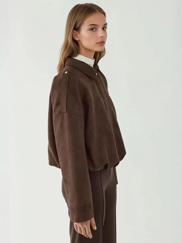 Hiccup Tussenjas in Bruin