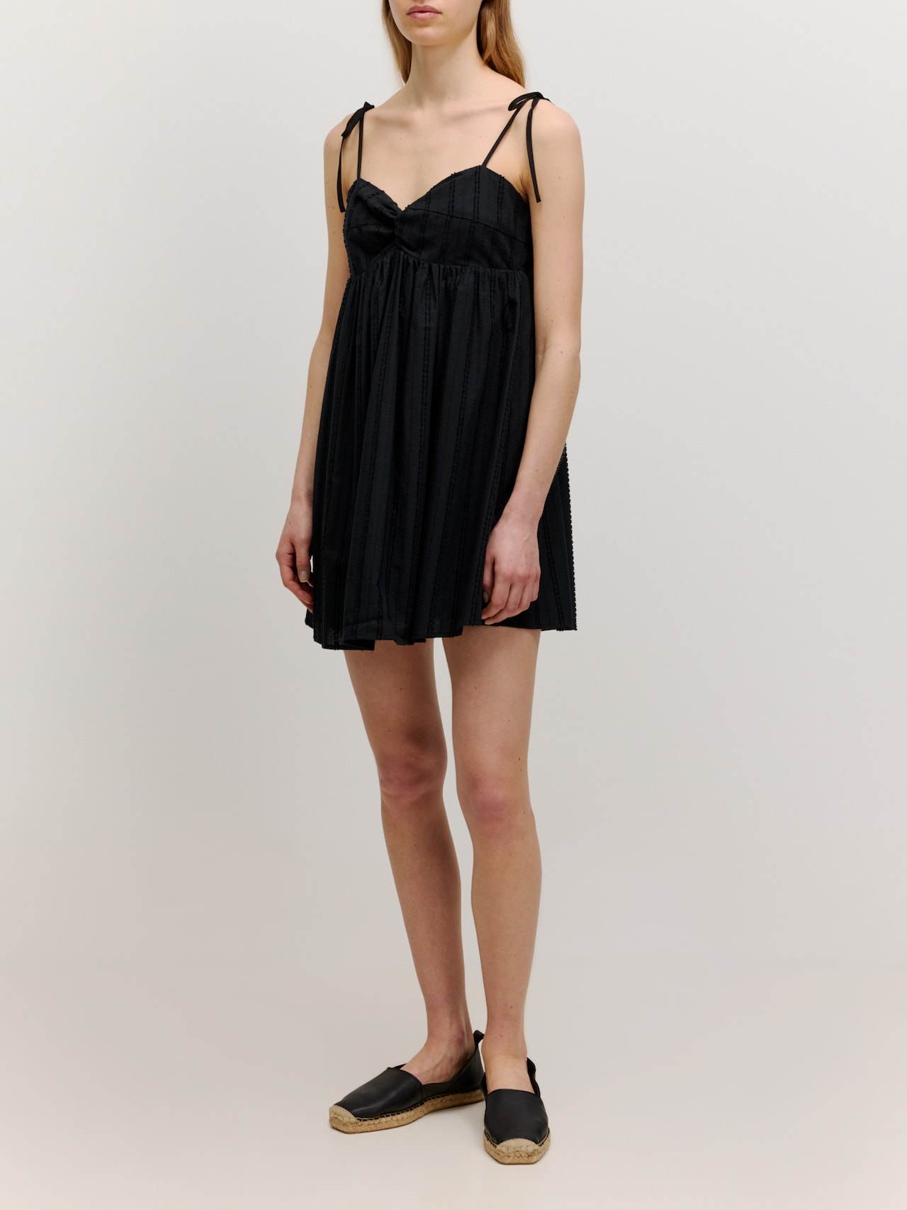 EDITED Produkte Kleid 'Ela' schwarz