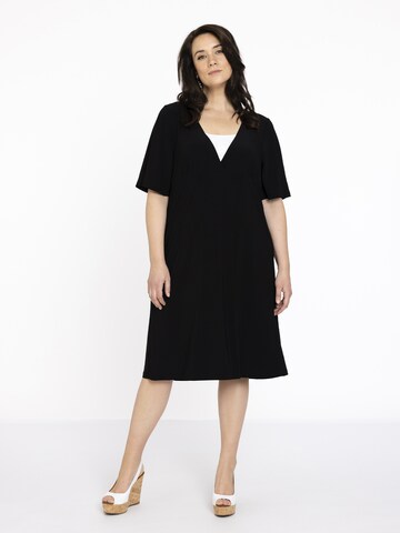 YOEK Kleid in Schwarz