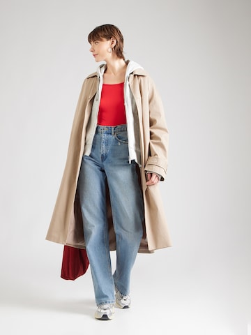 & Other Stories Тениска в червено