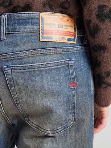 DIESEL Slimfit Farmer '1979 SLEENKER' - kék