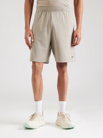 Reebok - Regular Calças de desporto em cinzento: frente