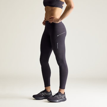 ADIDAS BY STELLA MCCARTNEY Skinny Sporthose in Schwarz: Vorderseite