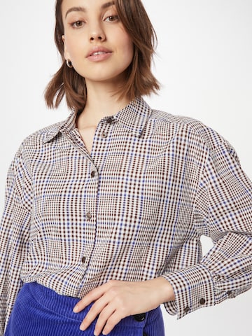 Monki Blouse in Blauw