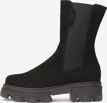 Kazar Chelsea boots in Black: front