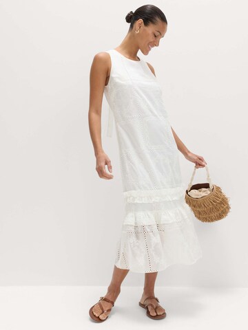 Robe Marks & Spencer en blanc