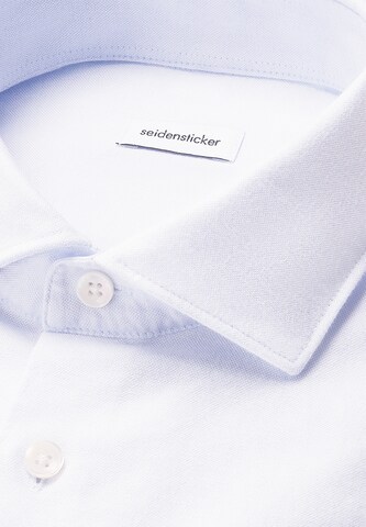 Coupe regular Chemise business 'Smart Casual' SEIDENSTICKER en blanc