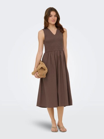 ONLY Kleid‌‌‌‌‌‌‌‌ in Braun: Vorderseite