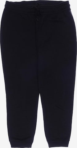 UNDER ARMOUR Pants in 32 in Black: front