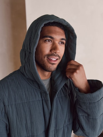 Next Bademantel in Grau