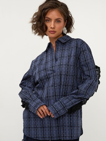 Studio Amaya Blouse 'Maren' in Blauw
