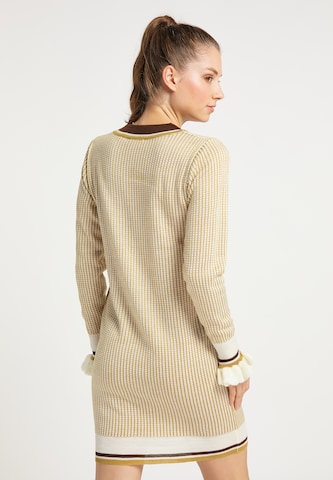 MYMO Knitted dress in Yellow
