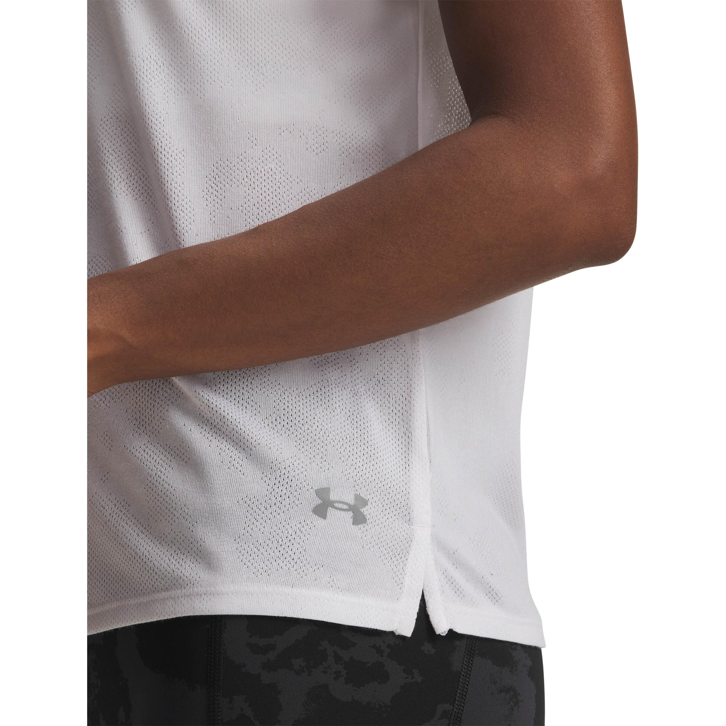 UNDER ARMOUR Performance Shirt in White